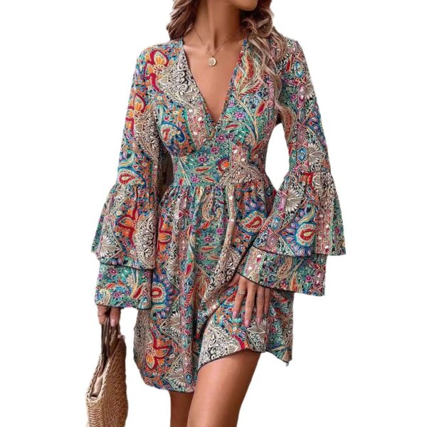 Women's Sophisticated Floral Dress - Image 4