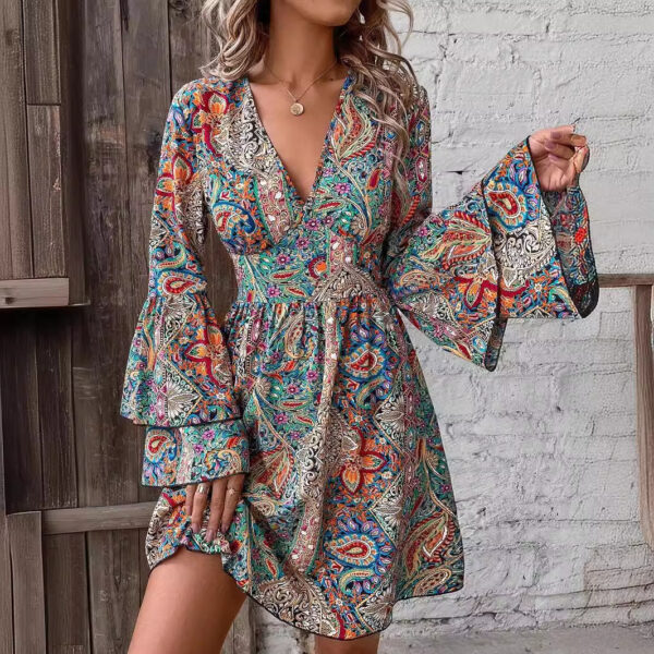 Women's Sophisticated Floral Dress - Image 3