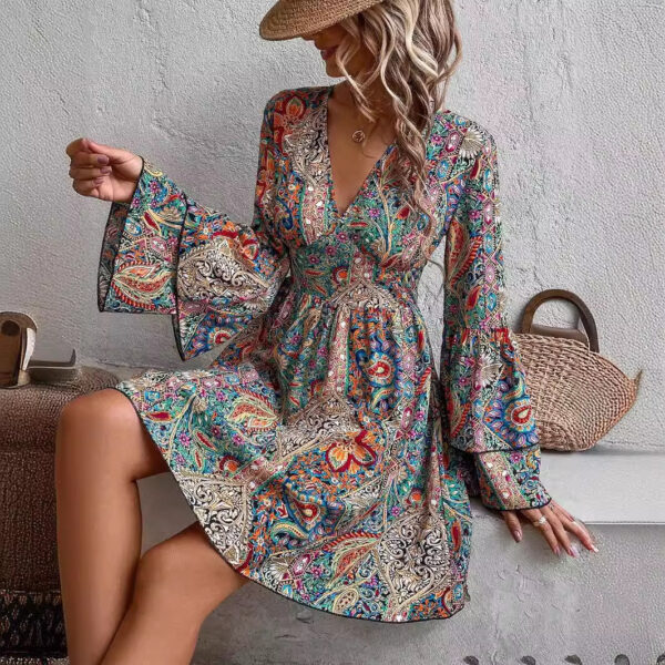 Women's Sophisticated Floral Dress - Image 2