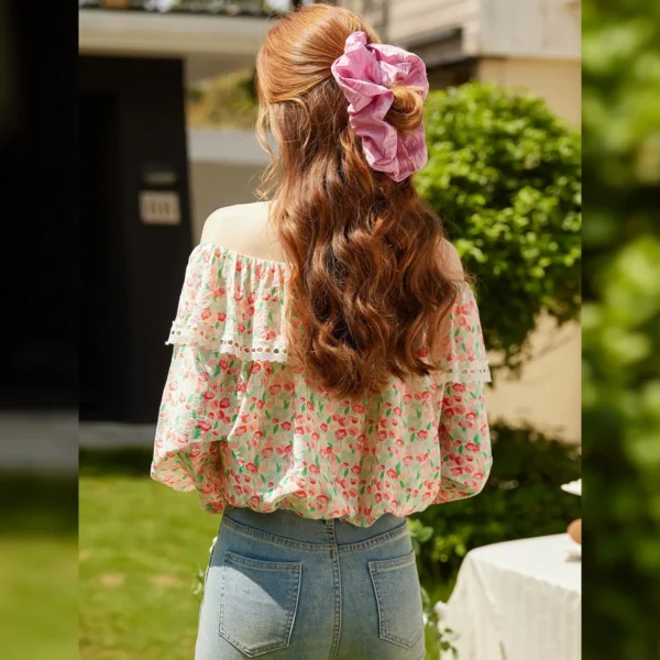 Floral Ruffle Long-Sleeve Blouse - Image 3