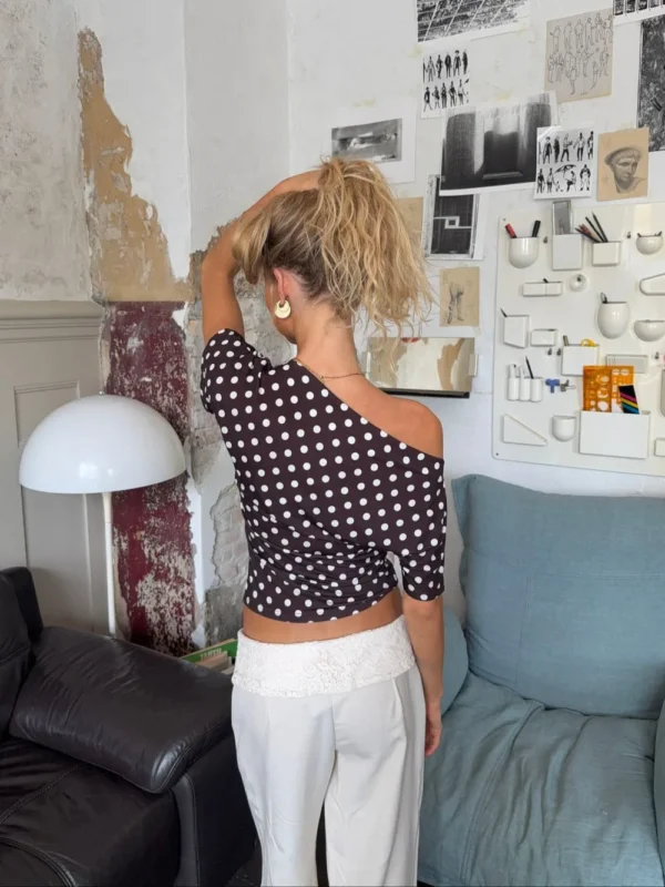 Black Polka Dot One-Shoulder Crop Top - Image 2